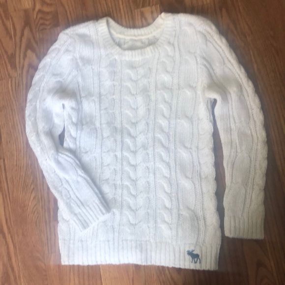 FREE SHIP: Abercrombie & Fitch Cable Knit Sweater - Picture 2 of 2